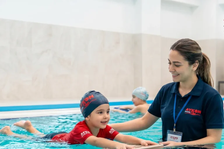 Aykon Spor Kulübü ile Yüzme Eğitimleri